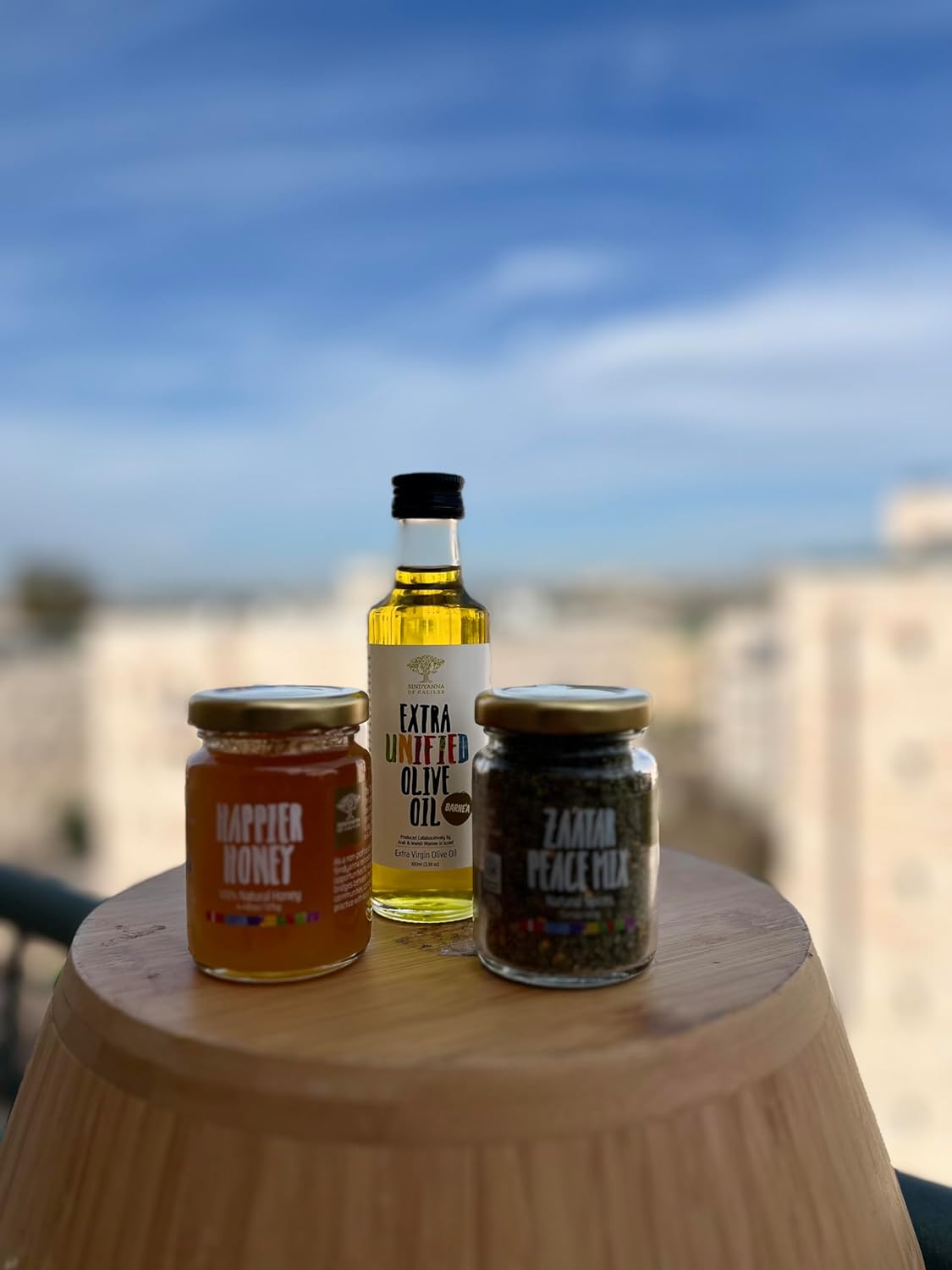 SINDYANNA OF GALILEE Extra Virgin Olive Oil, Natrual Honey and Zatar, 3 Pack, Gift Set (Oil/Honey/Zatar Set)