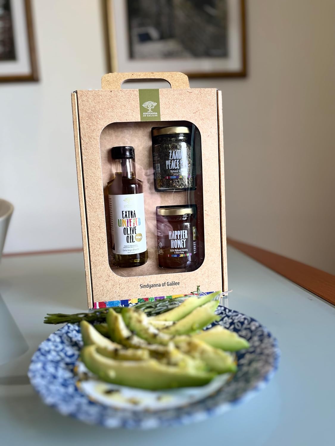 SINDYANNA OF GALILEE Extra Virgin Olive Oil, Natrual Honey and Zatar, 3 Pack, Gift Set (Oil/Honey/Zatar Set)